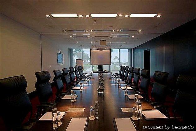 Staybridge Suites Yas Island Abu Dhabi By Ihg Konforlar fotoğraf